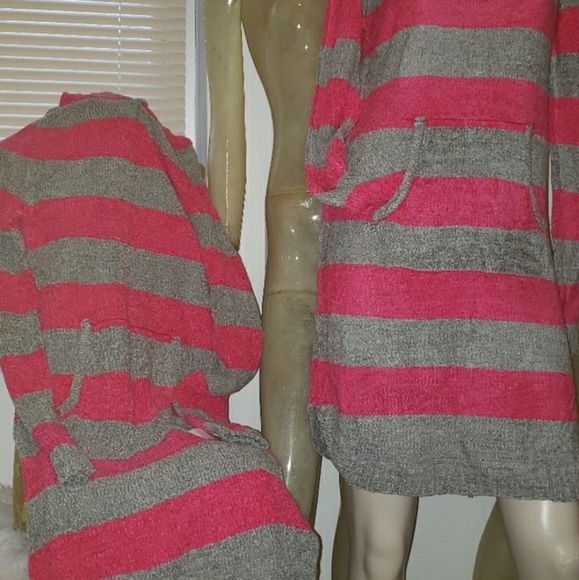 Grey & Pink Sweater Hoodie Dress - Picture 6 of 6